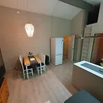 Vestavind Og Rom As 3* 올레순