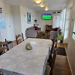 Vestavind Og Rom As 3* Ålesund