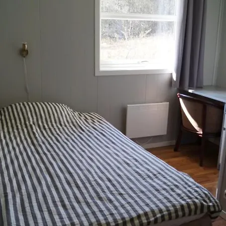 Vestavind Og Rom As Hotell 3*