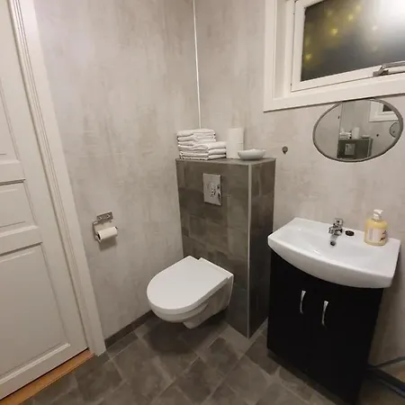 Hotell Vestavind Og Rom As