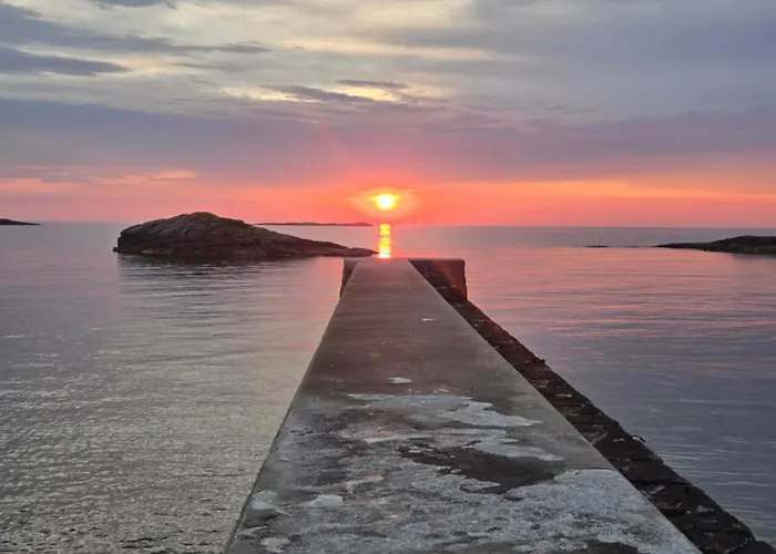 Vestavind Og Rom As 3* Ålesund