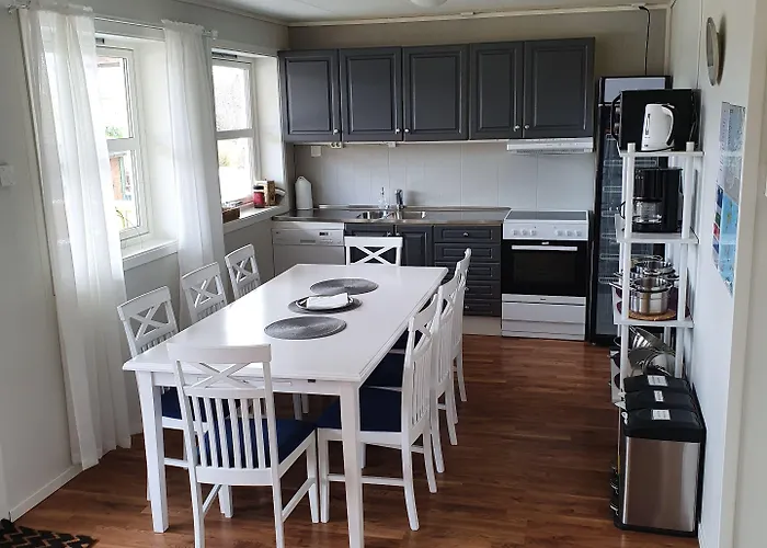 Vestavind Og Rom As 3*