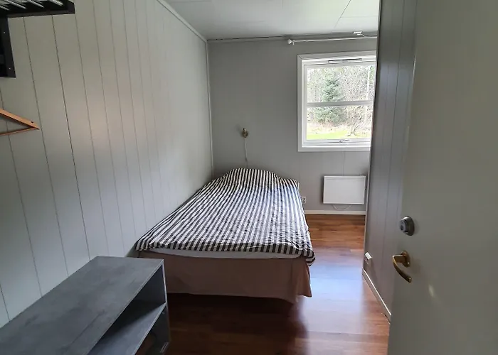 Hotel Vestavind Og Rom As 3*