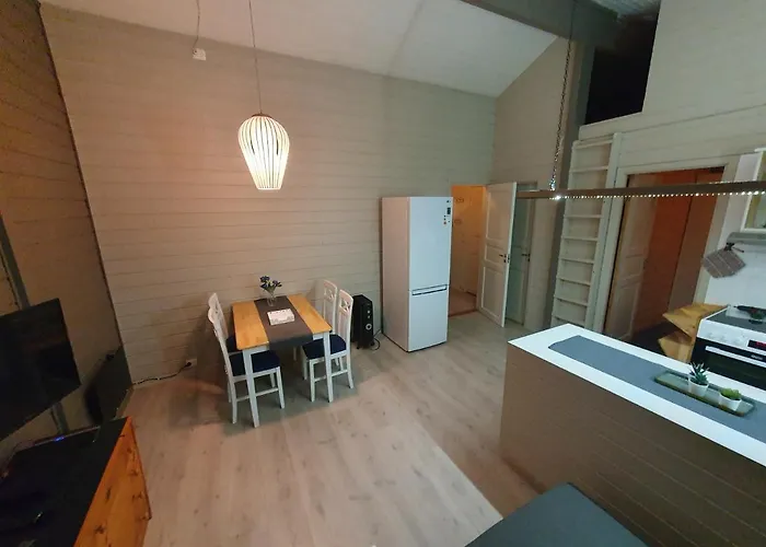 Vestavind Og Rom As 3* Ålesund
